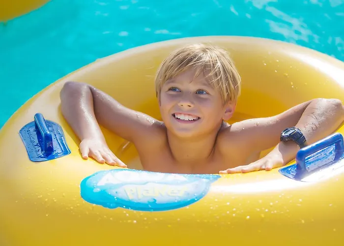 Emerald Aqua Park City Resort Hurgada