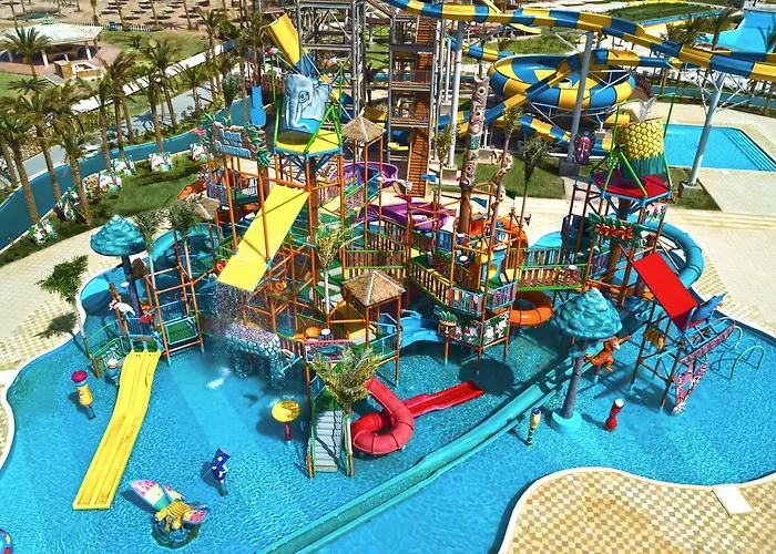 Emerald Aqua Park City Resort Hurgada