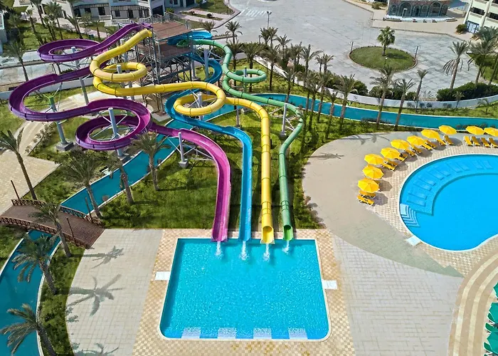 Emerald Aqua Park City Resort