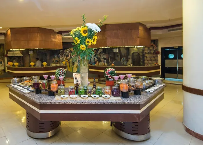 Emerald Aqua Park City Resort 5*